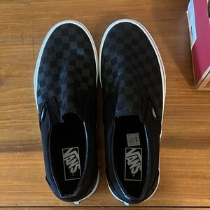 Brand New Black on Black Checkered Vans Classic Slip-Ons! Size 9.5M 11W